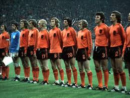 What formation did Holland's Total Football side actually play? | Soccer | The Guardian